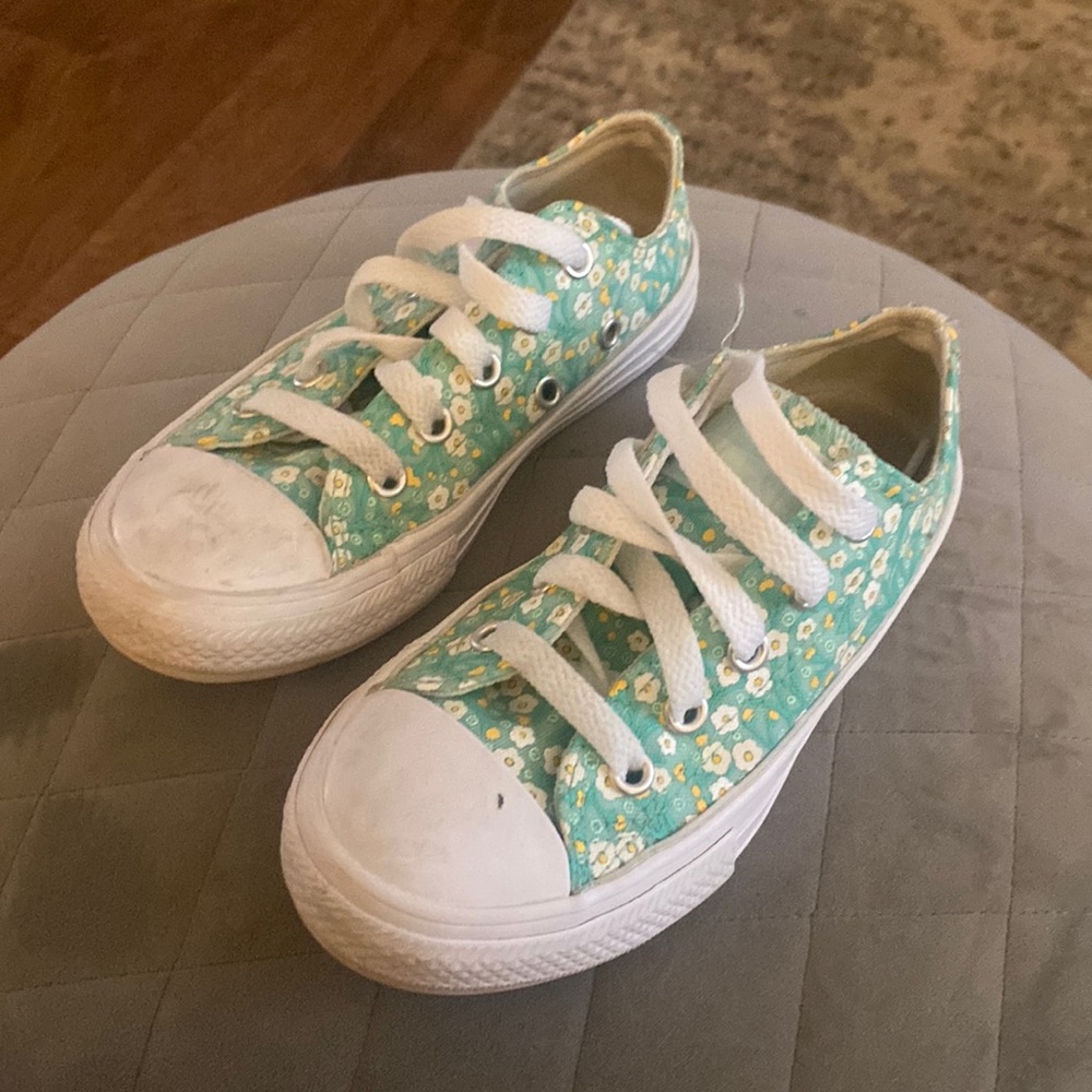 Kids Floral Converse